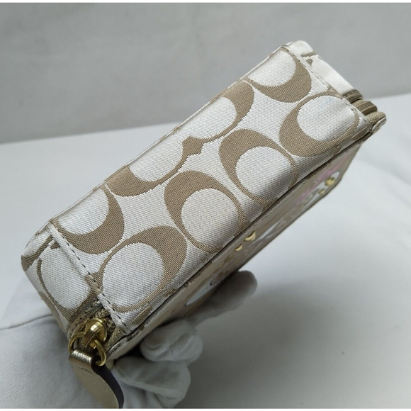 Coach Signature Light Tan Canvas Zipper Around Pill Case - Picture 6 of 8